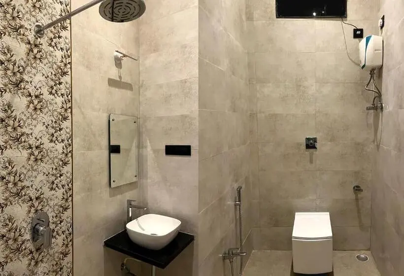 Deluxe-huone King-vuode, Kiana Stays