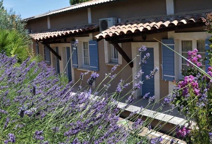 スタンダードルーム, Domaine Les Gendalis