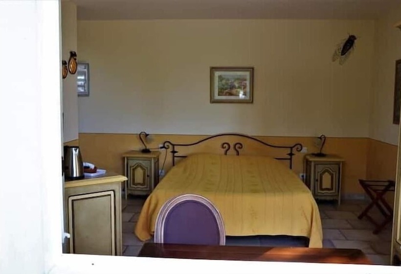 スタンダードルーム, Domaine Les Gendalis