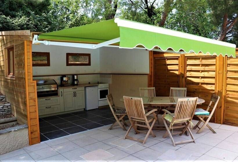 スタンダードルーム, Domaine Les Gendalis