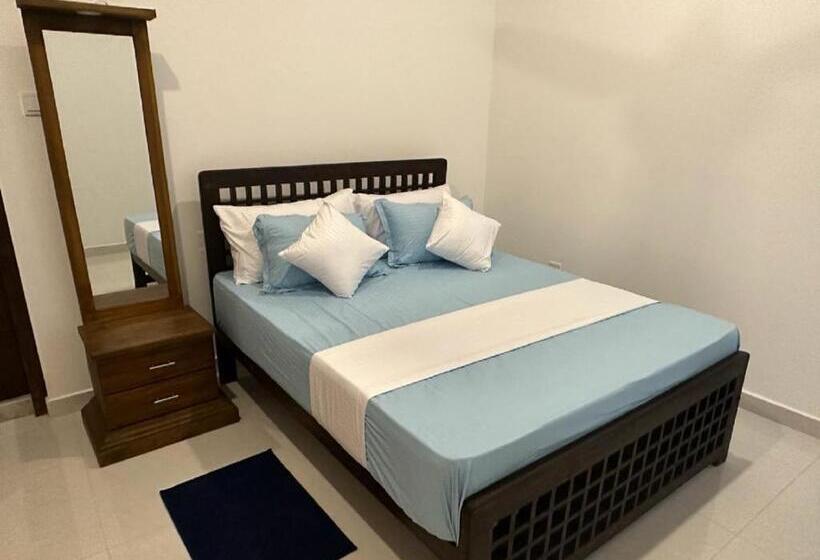 스탠다드 룸, Highway Reach Layathraa