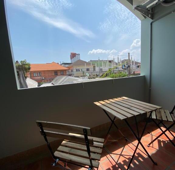 חדר סטנדרט עם מרפסת, Forget Me Not Boutique Bed & Breakfast Hua Hin
