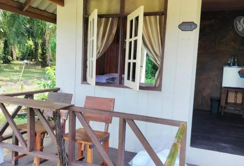Standard-bungalow, ปารมีฟาร์มสเตย์