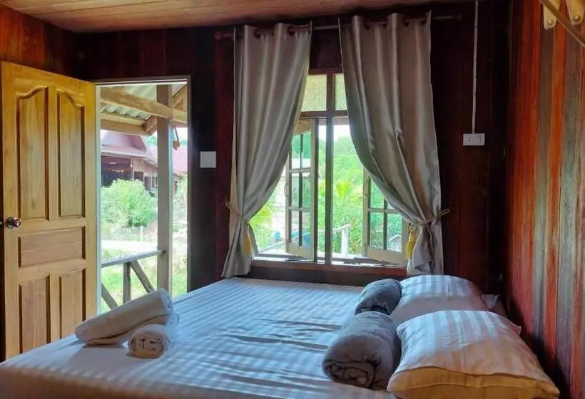 Standard-bungalow, ปารมีฟาร์มสเตย์