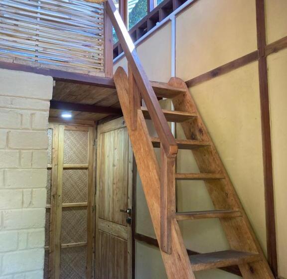 スタンダードスタジオ, Art Mile Kalimpong