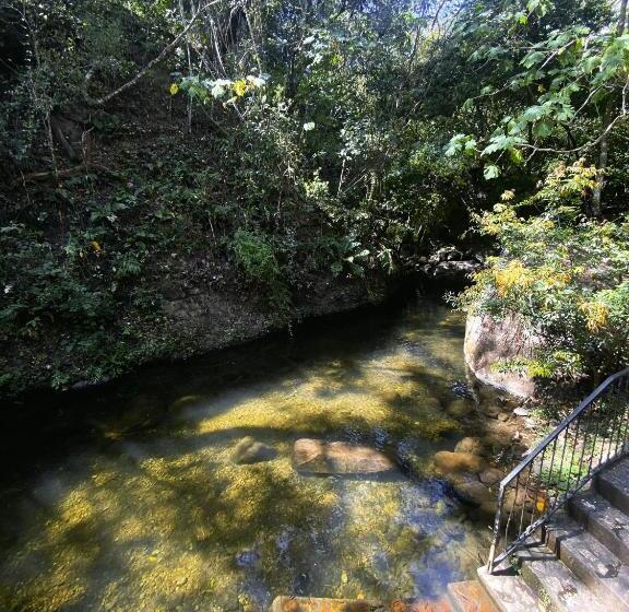 غرفة قياسية مطلّة علي البحيرة, Inti Wasi