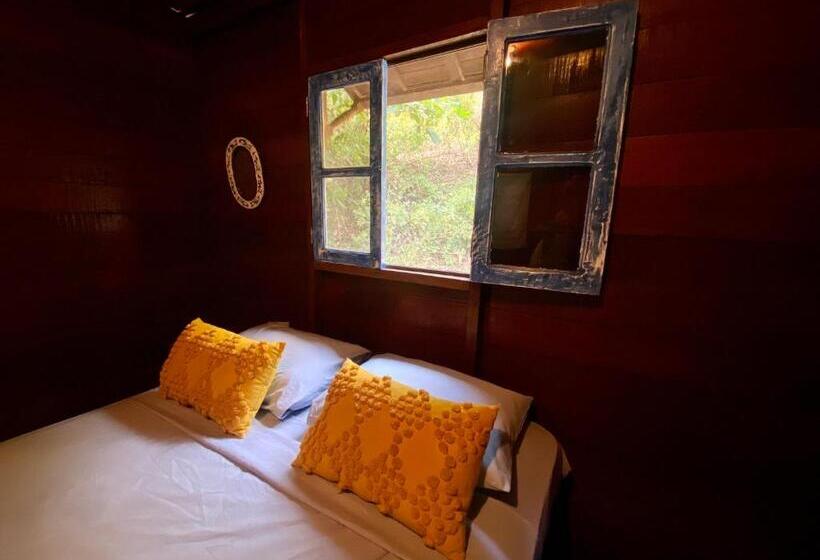 غرفة قياسية مطلّة علي البحيرة, Inti Wasi