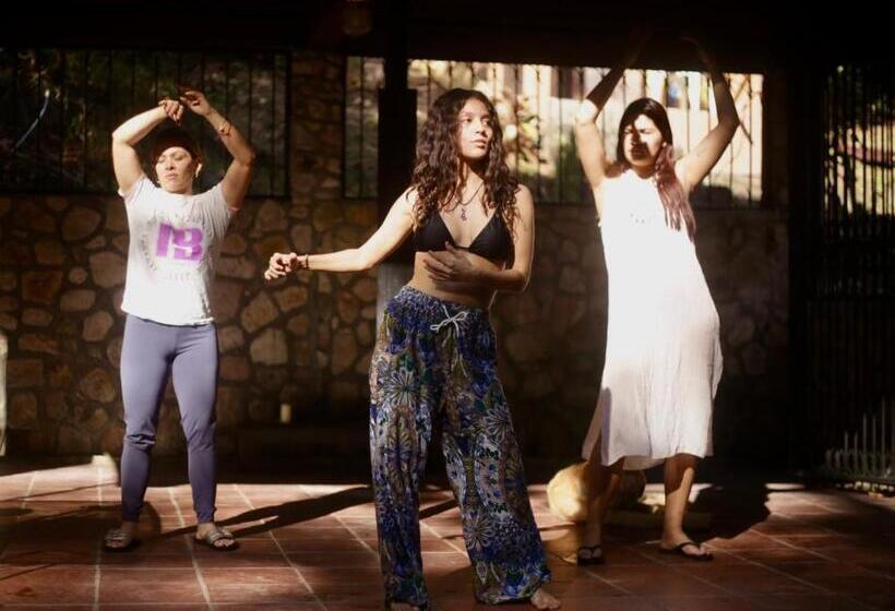 غرفة قياسية مطلّة علي البحيرة, Inti Wasi