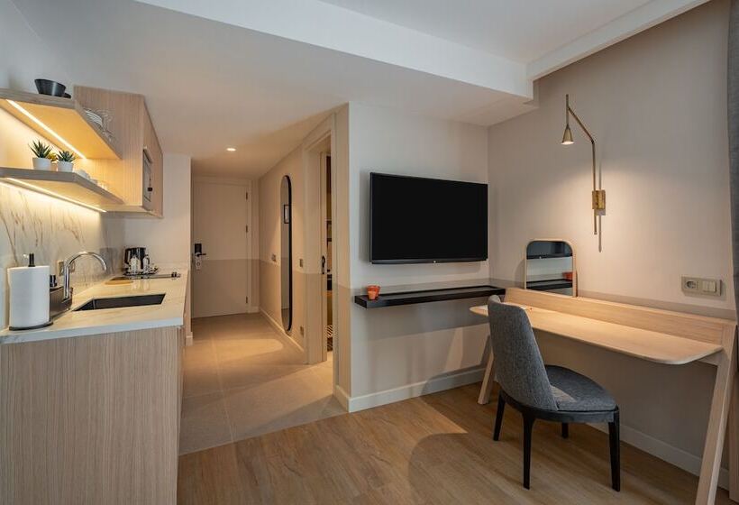 带1个卧室的豪华公寓, Oli Hotel And Suites