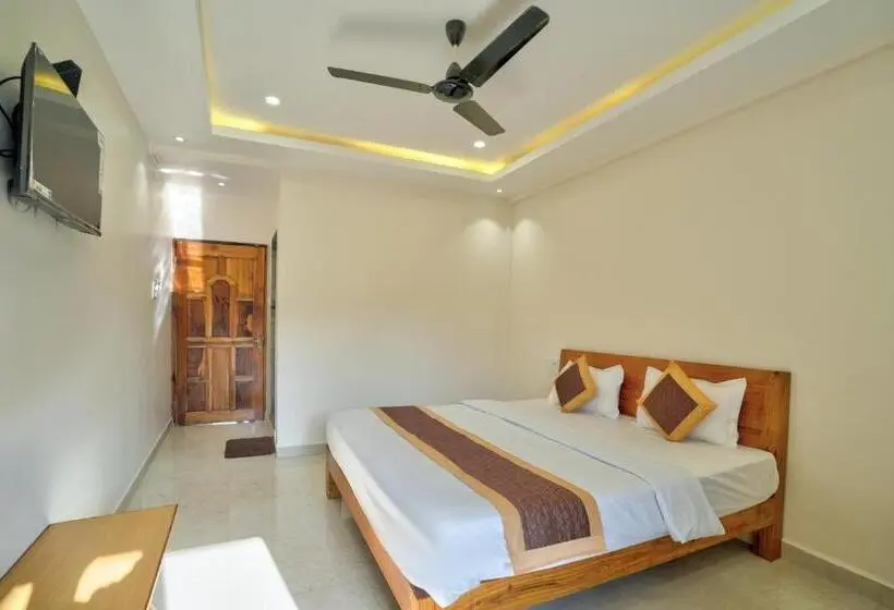 Quarto Triplo Superior, Baga Beach Walk