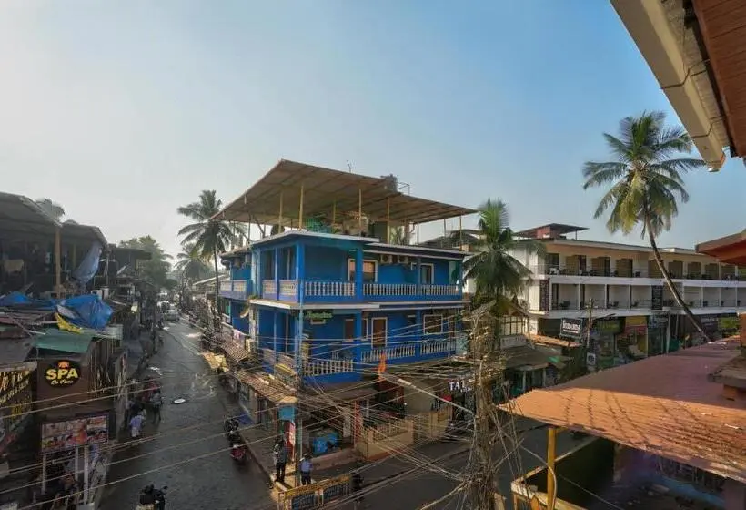 Quarto Quadruple Standart com Varanda, Baga Beach Walk