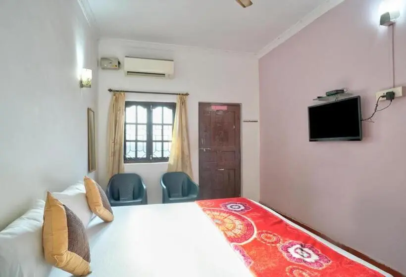 Quarto Triplo Standard com Balcão, Baga Beach Walk