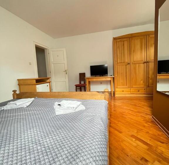 غرفة قياسية, Gostišče Barbara