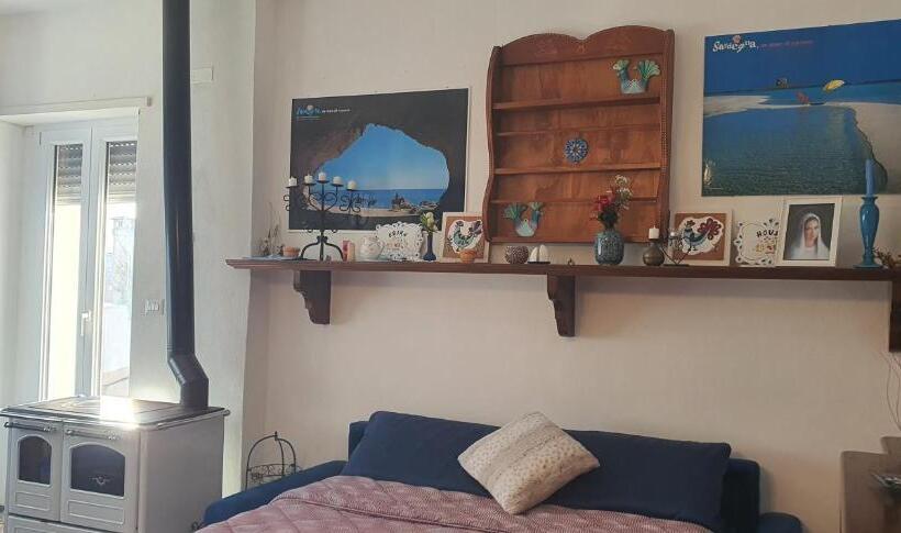 شقة غرفة واحدة, Il Centrale Guest House New