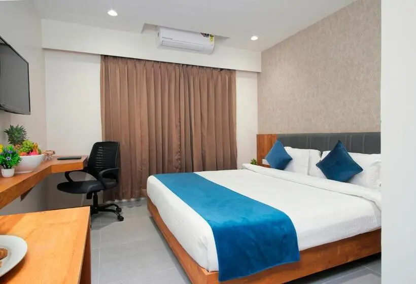 デラックスルーム, Pride Elite Wellness Resort Becharaji Near Becharaji Railway Station
