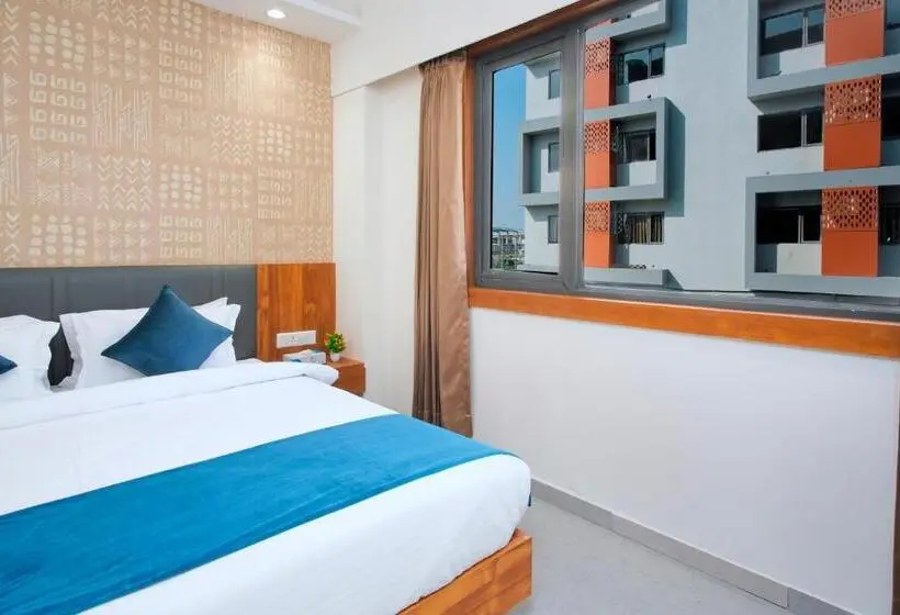 スーペリアールーム, Pride Elite Wellness Resort Becharaji Near Becharaji Railway Station
