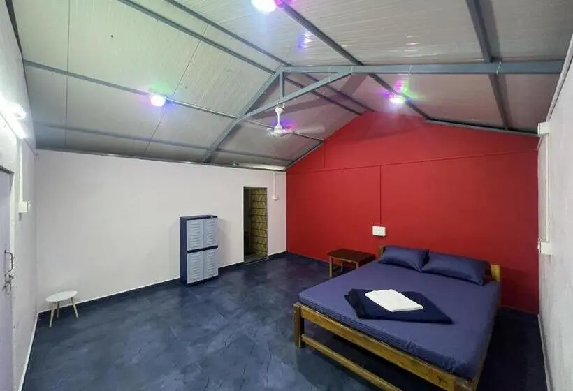 اتاق لوکس, Goko Hostel