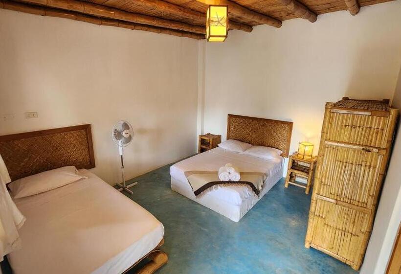 חדר סטנדרט לשלושה עם נוף לגינה, Kinti Guest House