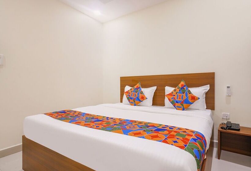Номер Deluxe, Fabhotel Air Live   Nr Begumpet Metro Station