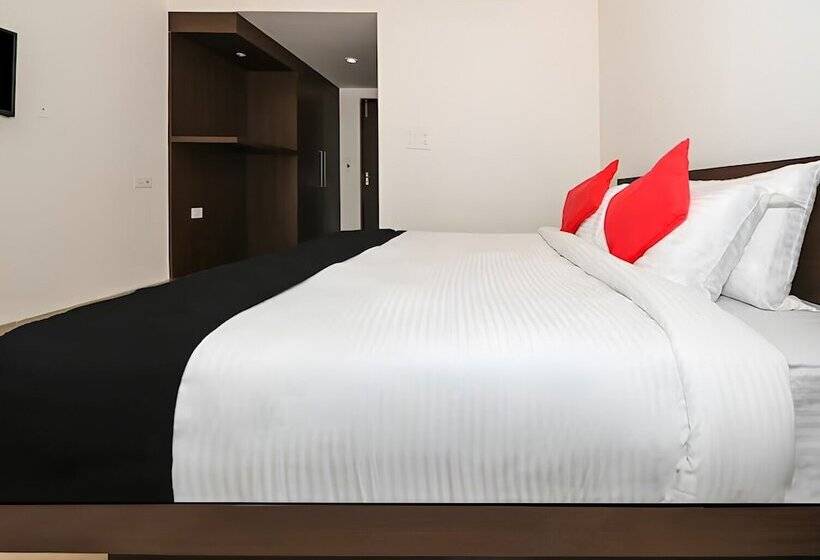 غرفة ديلوكس, Club 7 Resort And Banquets