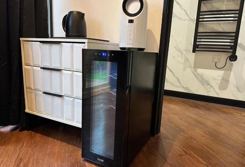 Номер Стандарт, The Cottage Hideout