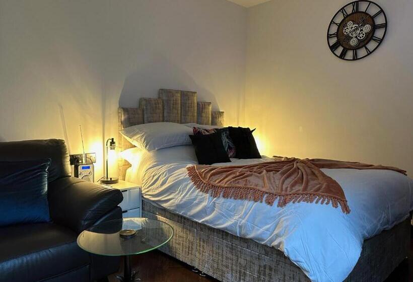 Номер Стандарт, The Cottage Hideout