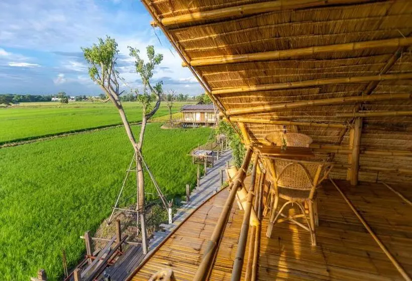 Perhehuone, Nakhao Cottage