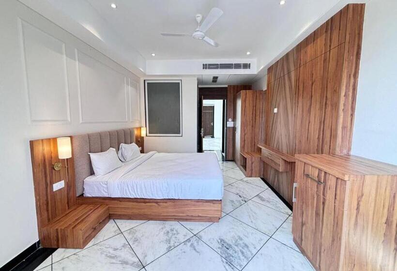 غرفة سوبيريور, Saaj Mansion