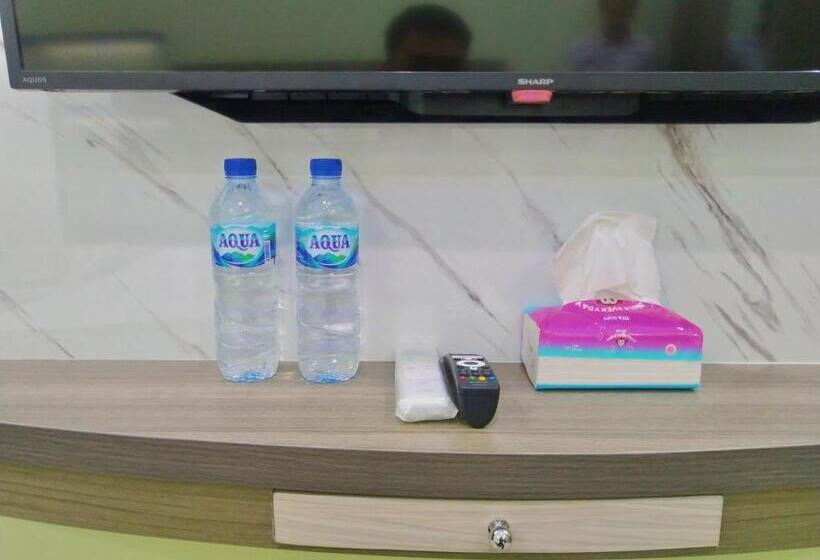 غرفة ديلوكس, Shiva Home Syariah Redpartner Near Alun Alun Tegal