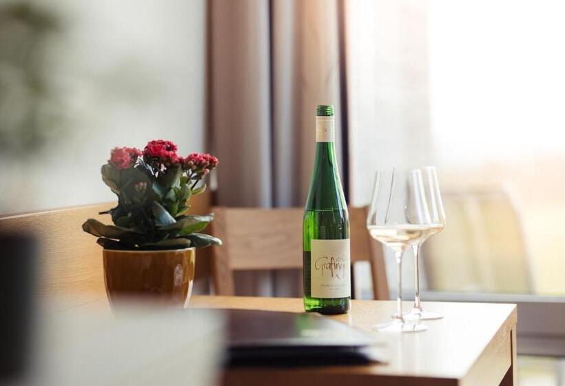 标准间, Weinblick & Weingut Grafinger