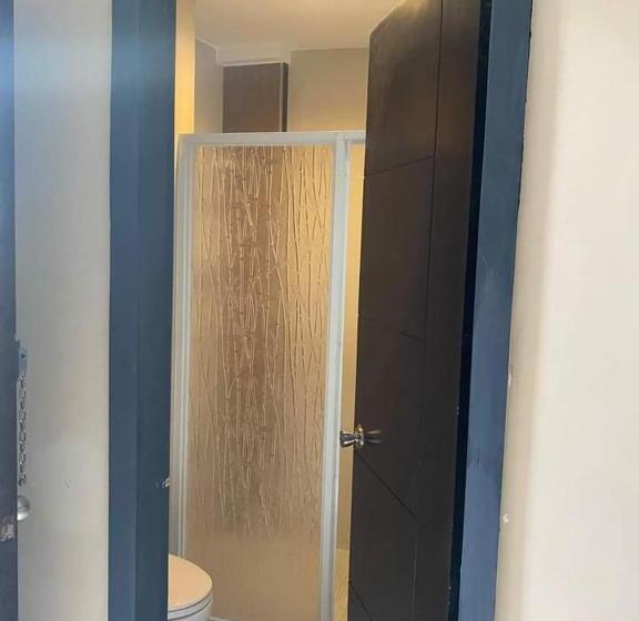 חדר משפחתי, Dante S Hideaway Guest House