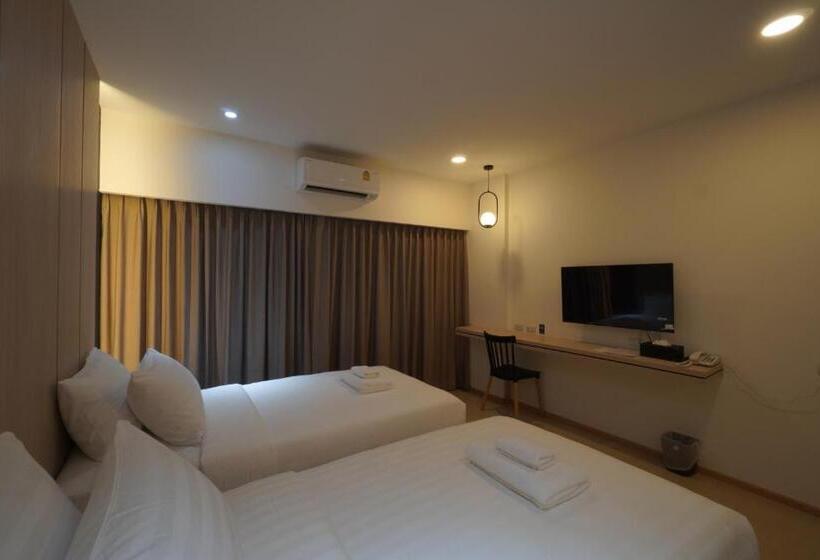 Quarto Estandar com Sacada, Alto Hotel M