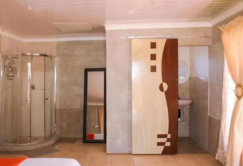 Standard-huone, Godmill Guesthouse Taung