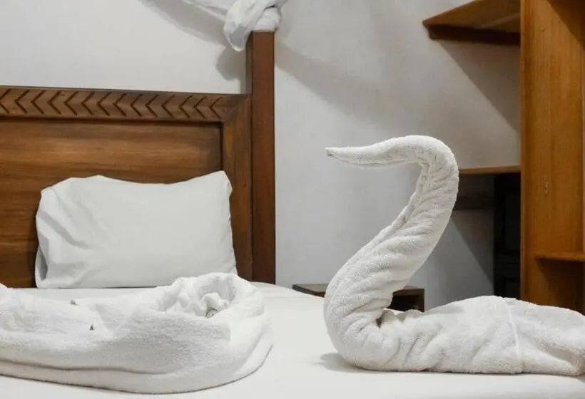 キングサイズベッドのデラックスルーム, Kilimanjaro Vines Retreat Hotel Mdawi