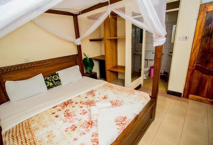 اتاق لوکس با تخت بزرگ, Kilimanjaro Vines Retreat Hotel Mdawi