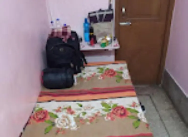 Camera Standard Individuale, Mayur,cuttack