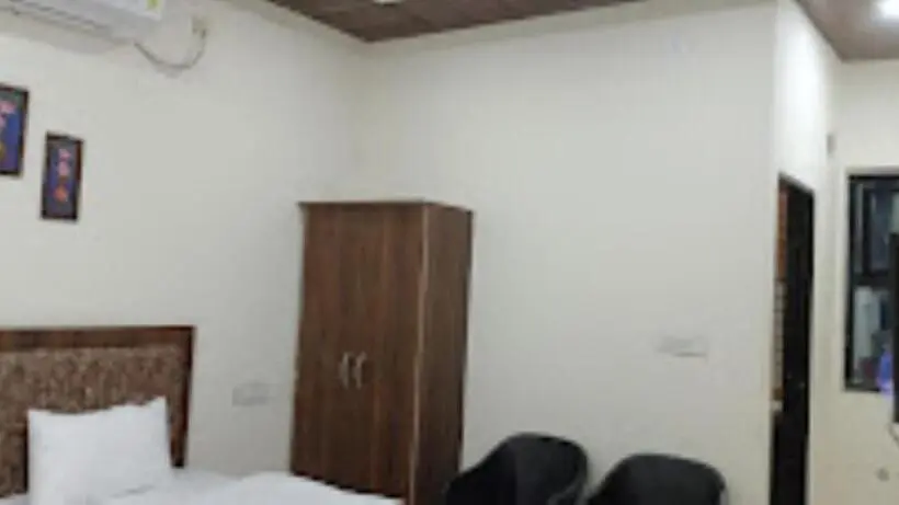 Deluxe-huone, Royal Sagar , Sagar