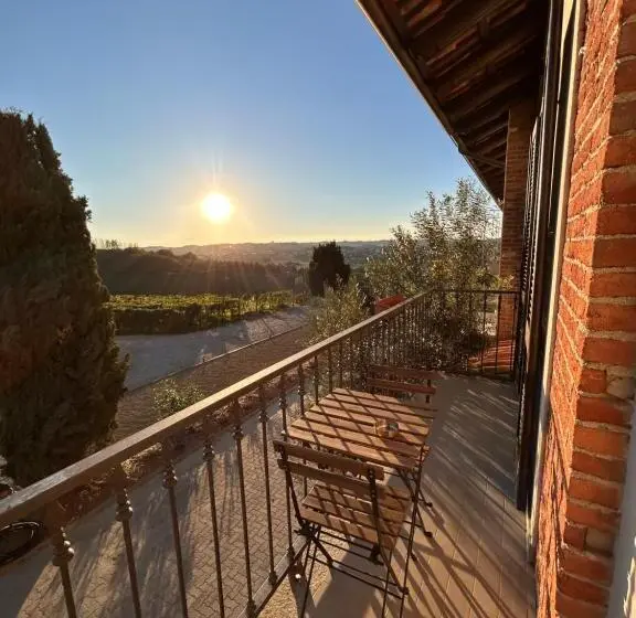 Standard Neljän Hengen Huone Parveke, Tenuta Agricola La Cava  Cantina E Agriturismo