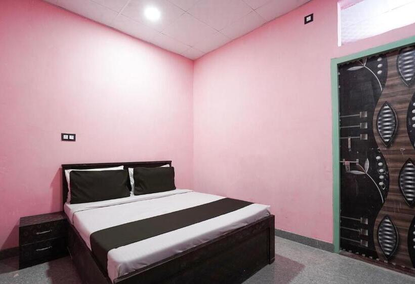 اتاق کلاسیک سه تخته, Shree Ram Hotel & Restaurant