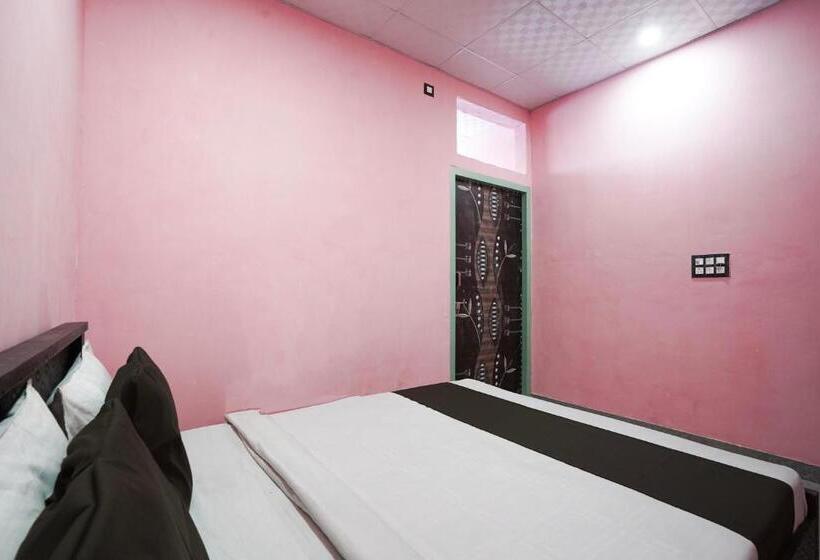 اتاق کلاسیک سه تخته, Shree Ram Hotel & Restaurant