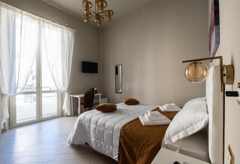Standard room with outdoor bath, Conte Cavour