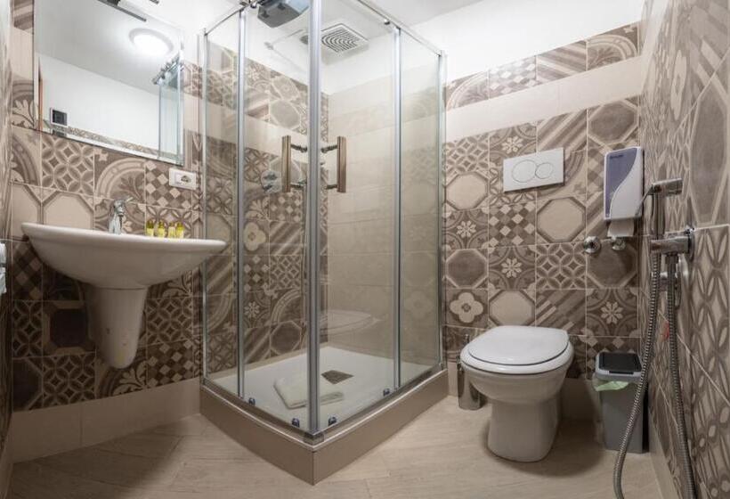 스탠다드 룸, Conte Cavour