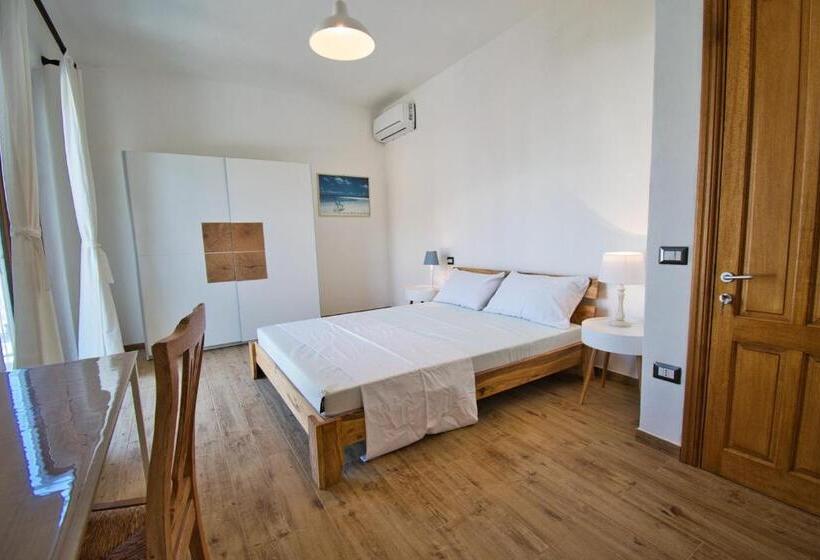 Номер Стандарт с Балконом, Dommu Livia