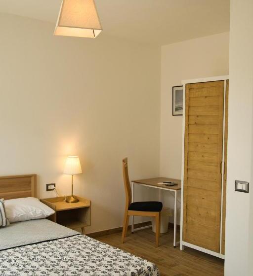 Номер Стандарт Вид на Сад, Dommu Livia