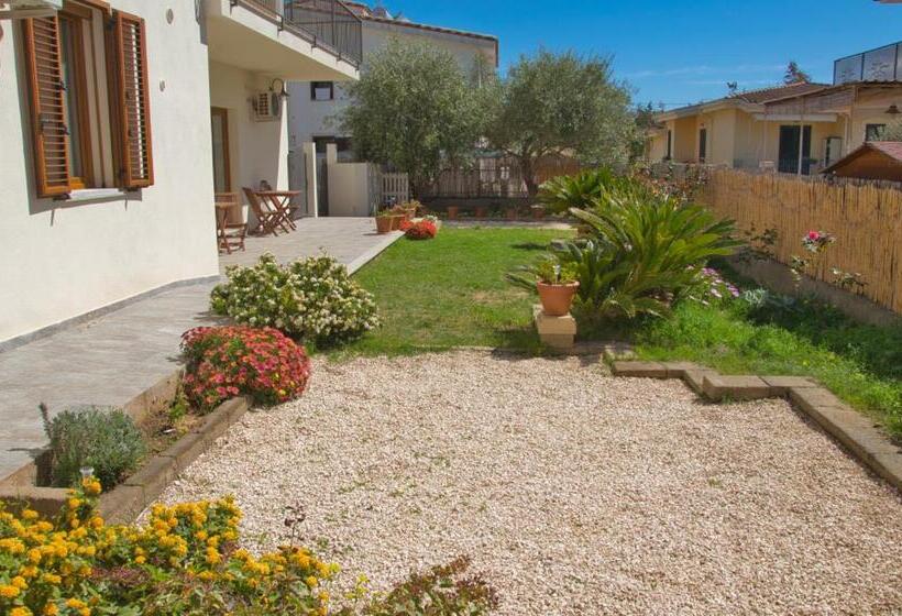 Номер Стандарт с Балконом, Dommu Livia