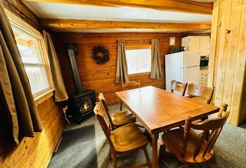 جناح عائلي, Ute Bluff Lodge, Cabins And Rv Park