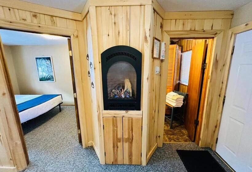 Family Suite, Ute Bluff Lodge, Cabins And Rv Park