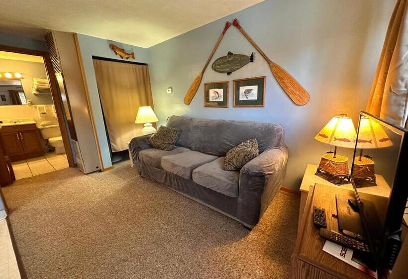 Люкс Повышенной Комфортности, Ute Bluff Lodge, Cabins And Rv Park