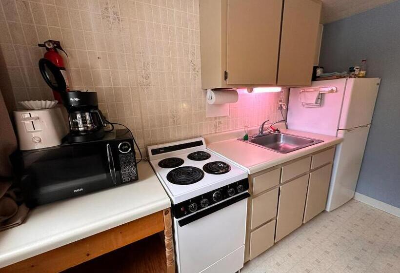 جناح ديلوكس, Ute Bluff Lodge, Cabins And Rv Park