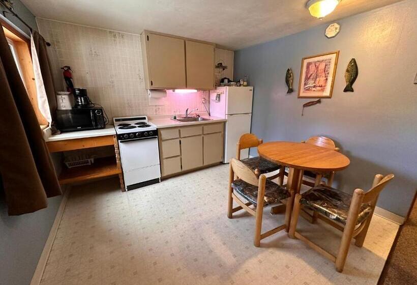 Люкс Повышенной Комфортности, Ute Bluff Lodge, Cabins And Rv Park